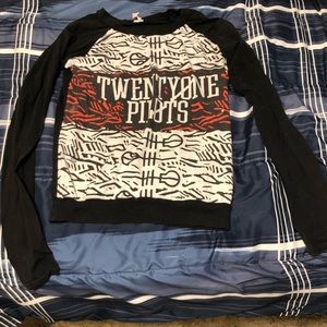 Long sleeve Twenty One Pilots top